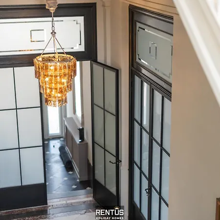 Maison Le Petit Chateau - Luxury Former Monastery With Pool Willa