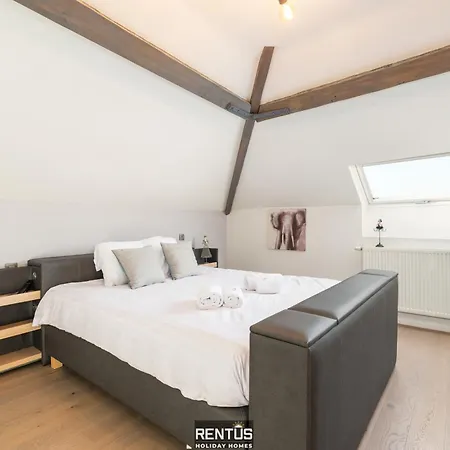 Willa Maison Le Petit Chateau - Luxury Former Monastery With Pool