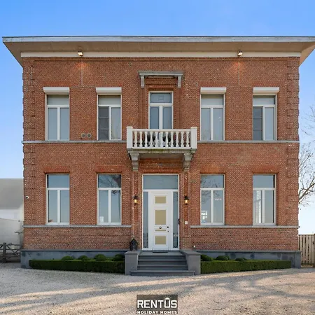 Maison Le Petit Chateau - Luxury Former Monastery With Pool Willa *